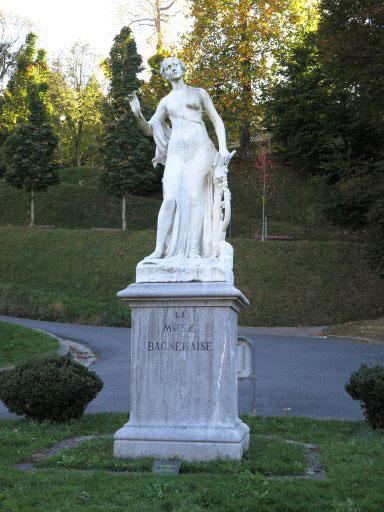 Statue : Muse bagnéraise