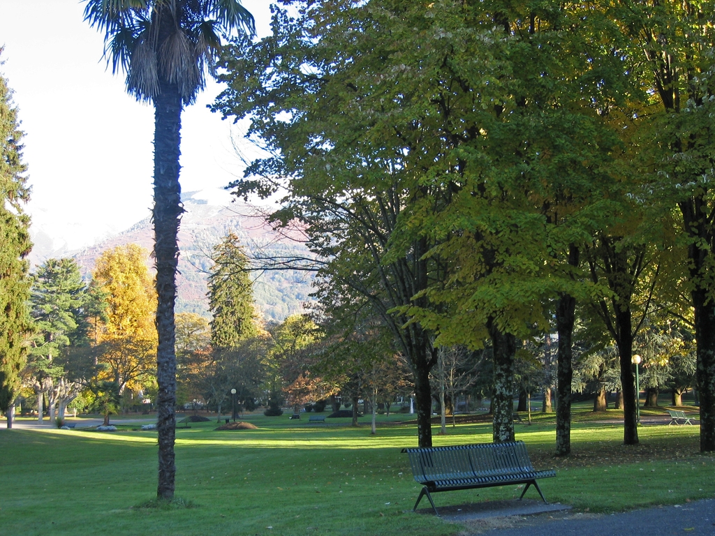 Perspectives sur le parc en automne (le jardin avant la tempête Xynthia de février 2010).