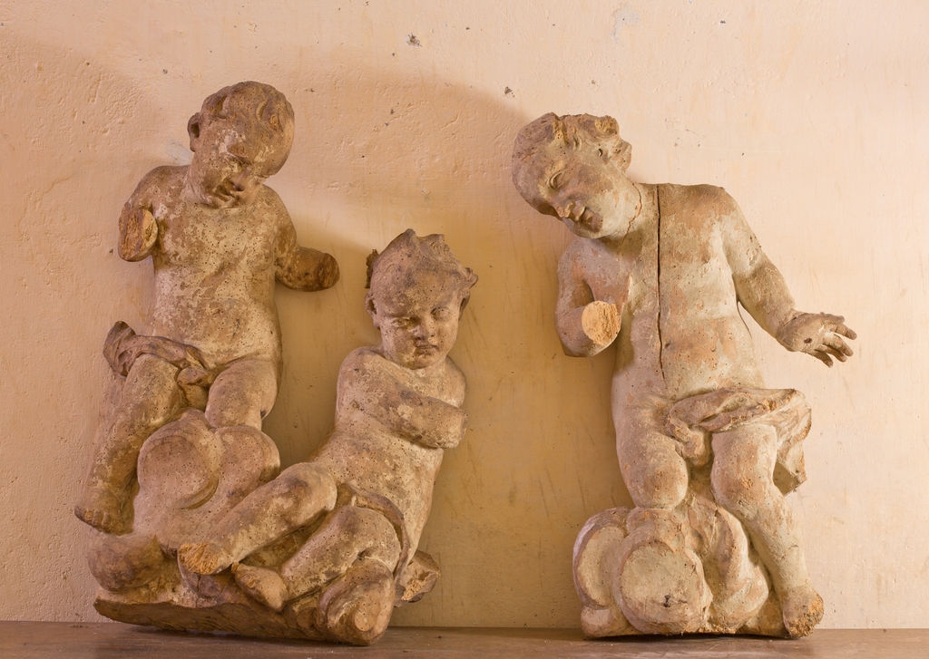 ensemble de 3 statues d'anges - (c) Inventaire général Région Occitanie