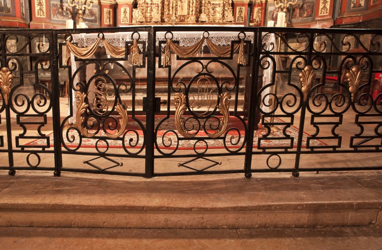 Clôture de choeur, porte