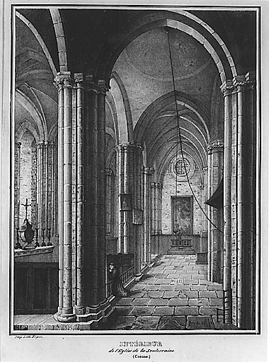 Intérieur de l'église de la Souterraine en 1836. Vue partielle, depuis le transept nord, du choeur et du transept sud.