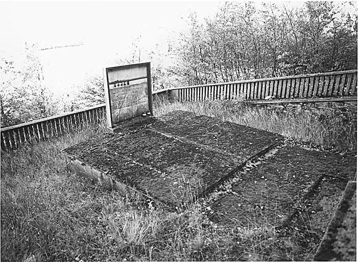 Sépulture privée.