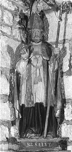 Statue (petite nature) : saint Salvi