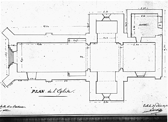 Plan au sol de l'église.