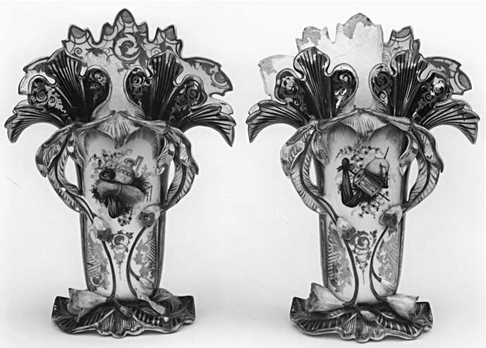 2 vases à fleurs