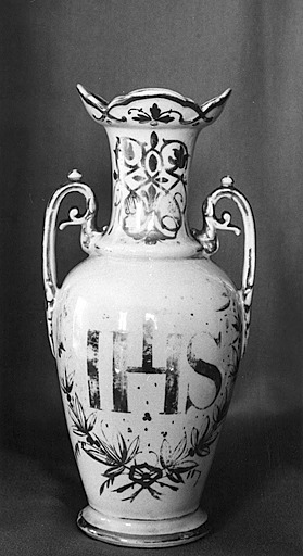 Vase d'autel