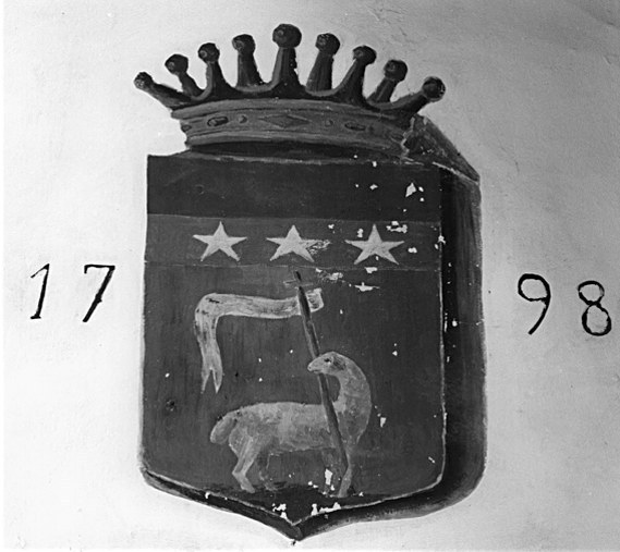 Blason (non identifié) peint sur le mur de la cage d'escalier.