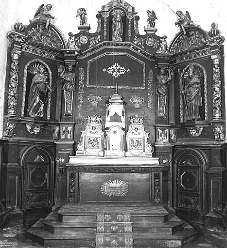 Autel tombeau, gradin d'autel, tabernacle à ailes, exposition, retable architecturé, 6 statues : saint Martial, saint Roch, quatre anges (maître-autel)