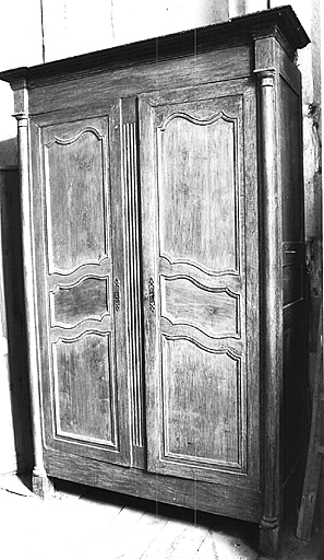 Armoire