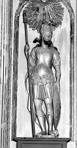 Statue du retable : saint Maurice, vue de face.