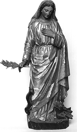 Statue (demi-nature) : sainte Marguerite