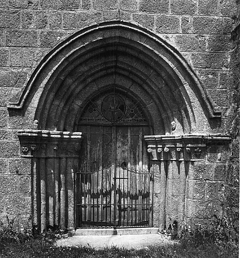 Eglise paroissiale Saint-Adorateur