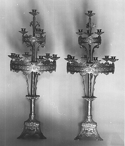 2 chandeliers à couronnes de lumière