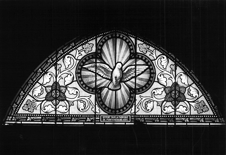 Verrière : le Saint-Esprit