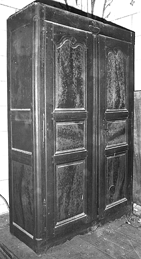 Armoire