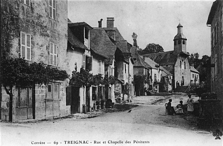 Rue et Chapelle des Pénitents.