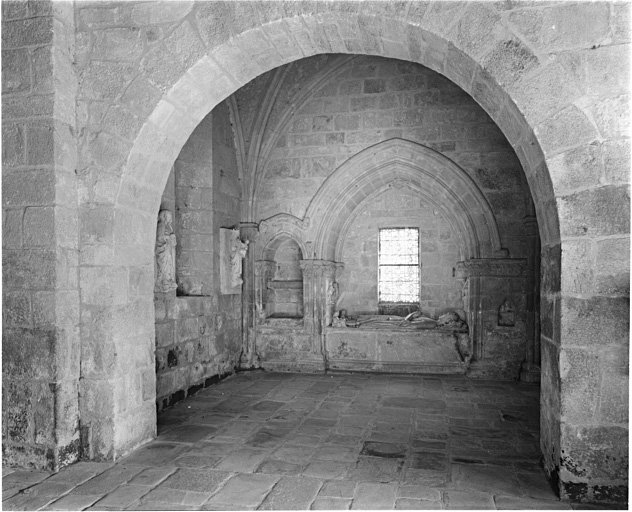 Vue intérieure de la chapelle sud.