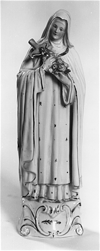 Statuette : sainte Thérèse de Lisieux