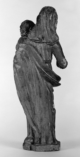 Statuette de Vierge à l'enfant, revers.