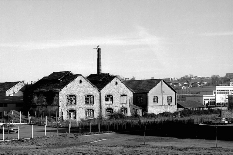 Le four des Casseaux et les bâtiments des fours en 1983 (avant restauration).