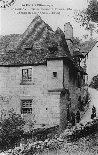 Vieille maison à tourelle dite la maison des Anglais.