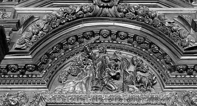 Détail du retable : panneau du sacrifice d'Abraham.