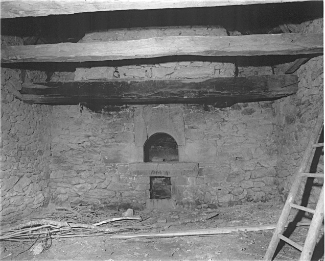 Intérieur de four à pain.
