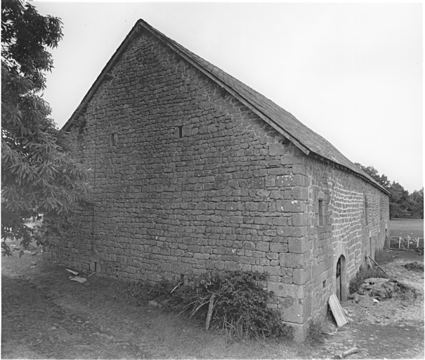 Grange-étable.