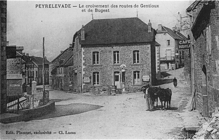 Le croisement des routes de Gentioux et Bugeat.