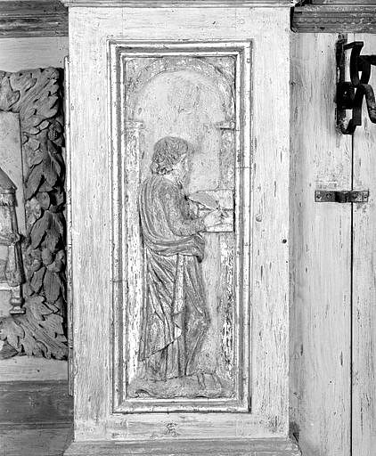 Retable, détail d'un relief : saint Marc l'Evangéliste.