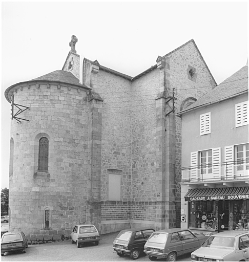 Abside, choeur et croisillon nord du transept.