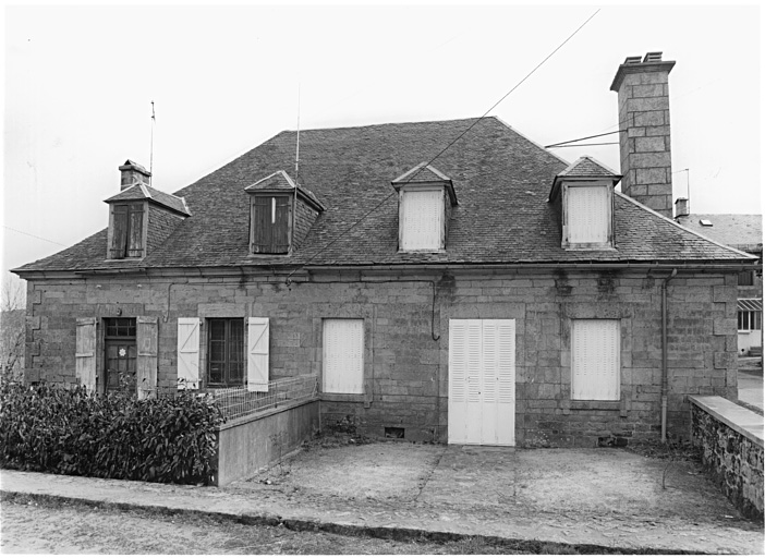 Logis de ferme.