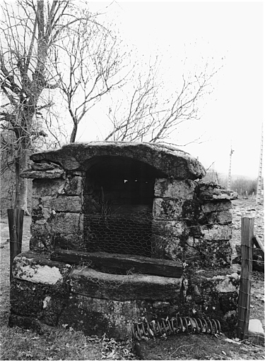 Puits guérite.