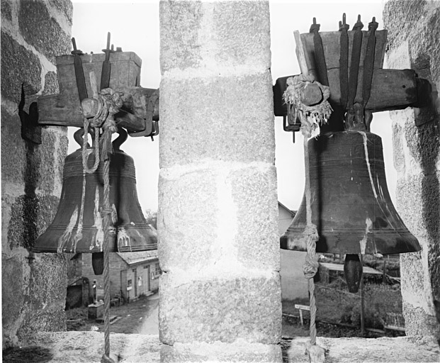 Vues de l'intérieur de la chapelle.