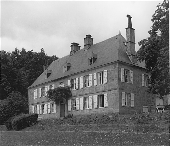Façade antérieure du logis.