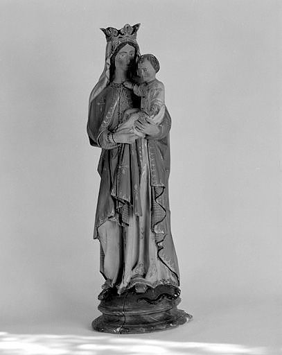 Statue (demi-nature) : Vierge à l'Enfant