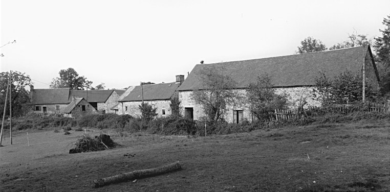 Vue du village de Remenieras.