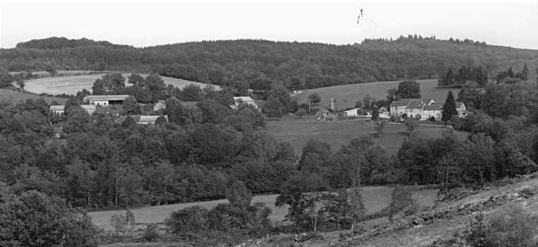 Vue générale du village de Cros.