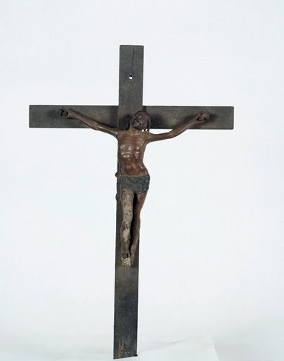 Croix : Christ en croix