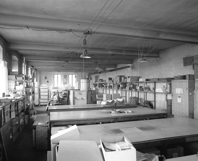 Le bâtiment dit 'de Madagascar' (anciens ateliers de séchage) : vue intérieure du 2e étage, partie est.