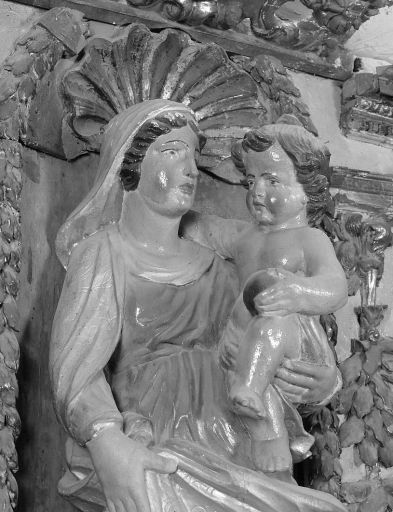 Statue de Vierge à l'enfant, détail des visages.