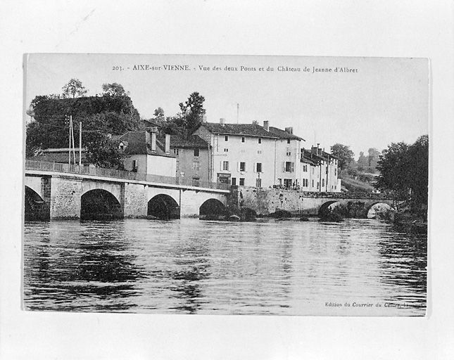 Vue partielle de la ville basse, au confluent de l'Aixette et de la Vienne.