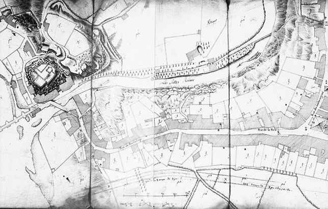 Plan de la ville d'Aixe-sur-Vienne. Plan non daté, vers 1770. Détail de la forteresse et de la partie est de la ville.