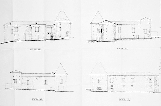 Projet de restauration (daté 1981, 1982). Façades sud-est, sud-ouest, nord-est, nord-ouest et détail de meurtrière. Détail des quatre façades.