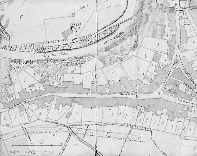 Plan de la ville d'Aixe-sur-Vienne. Plan non daté, vers 1770. Détail du centre ville entre la rue Rochefroide et la place de l'Eglise.