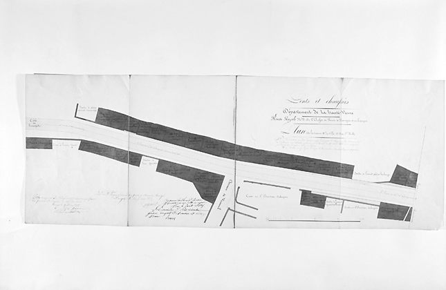 Plan de la traverse d'Aixe-sur-Vienne. (1ère feuille). Concerne le quartier Outre-Vienne. Plan daté '25 Janvier 1828'.