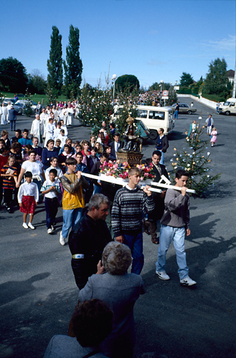 Centenaire de Notre-Dame d'Arliquet, procession.