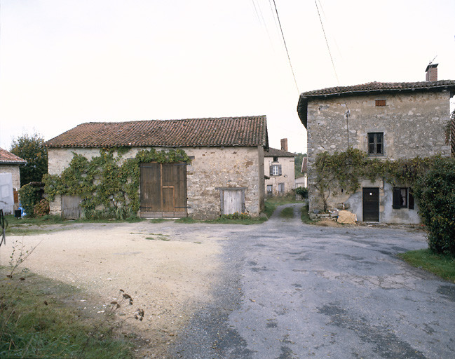 Vue du village de Bourneuil.