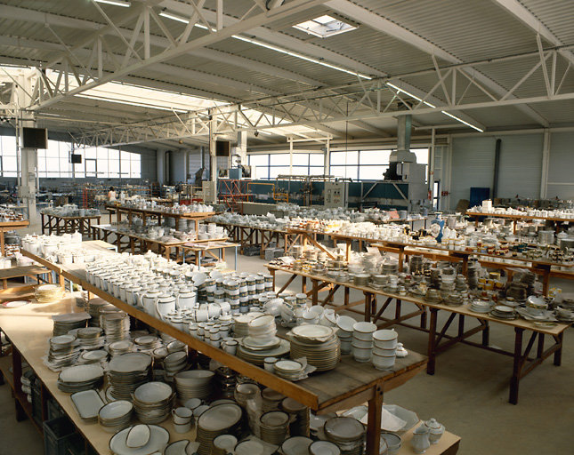 Vue d'ensemble de l'atelier de stockage.