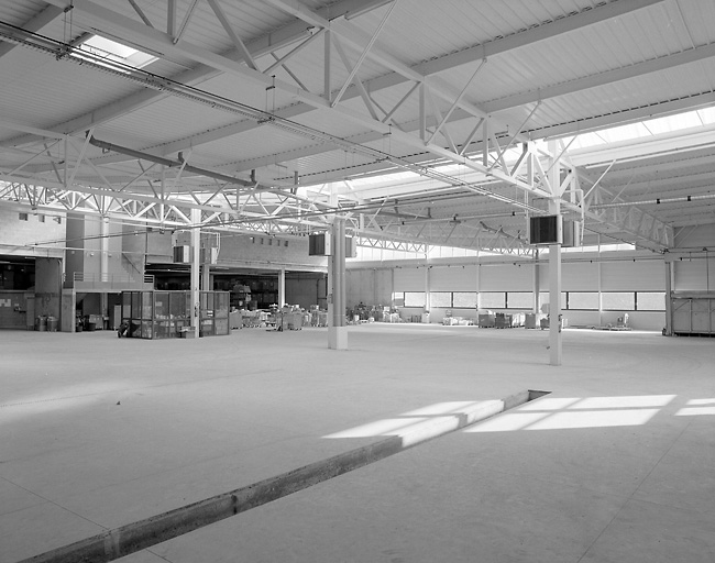 Vue d'ensemble intérieure de la partie ouest des ateliers.
